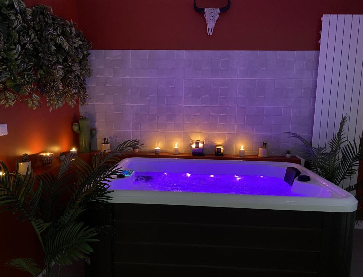 House Of Spa Privatif - Jaccuzi Et Sauna 利夫里-加尔冈 外观 照片